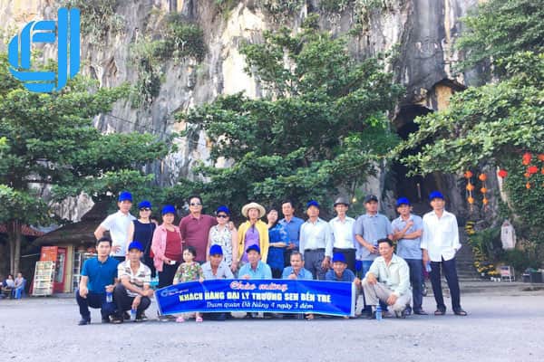 ngày 2: tour sơn la đà nẵng 3 ngày 2 đêm bằng máy bay đi ngũ hành sơn