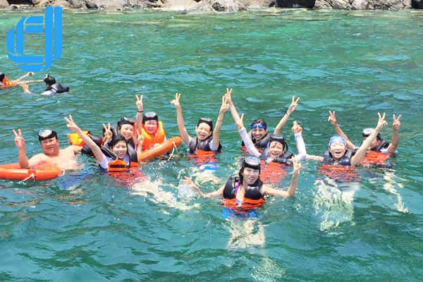 để đặt tour du lịch đà nẵng cùng với vé máy bay giá rẻ liên hệ ở đâu là hợp lý