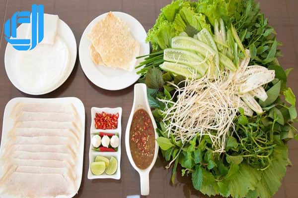 kinh nghiệm du lịch nha trang khánh hoà đà nẵng nên ăn gì